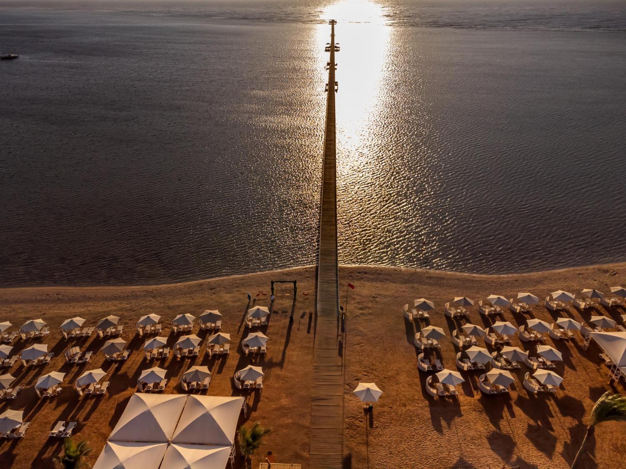 Rixos Premium Seagate Hotel Sharm el-Sheikh Exterior photo The beach at the Dead Sea